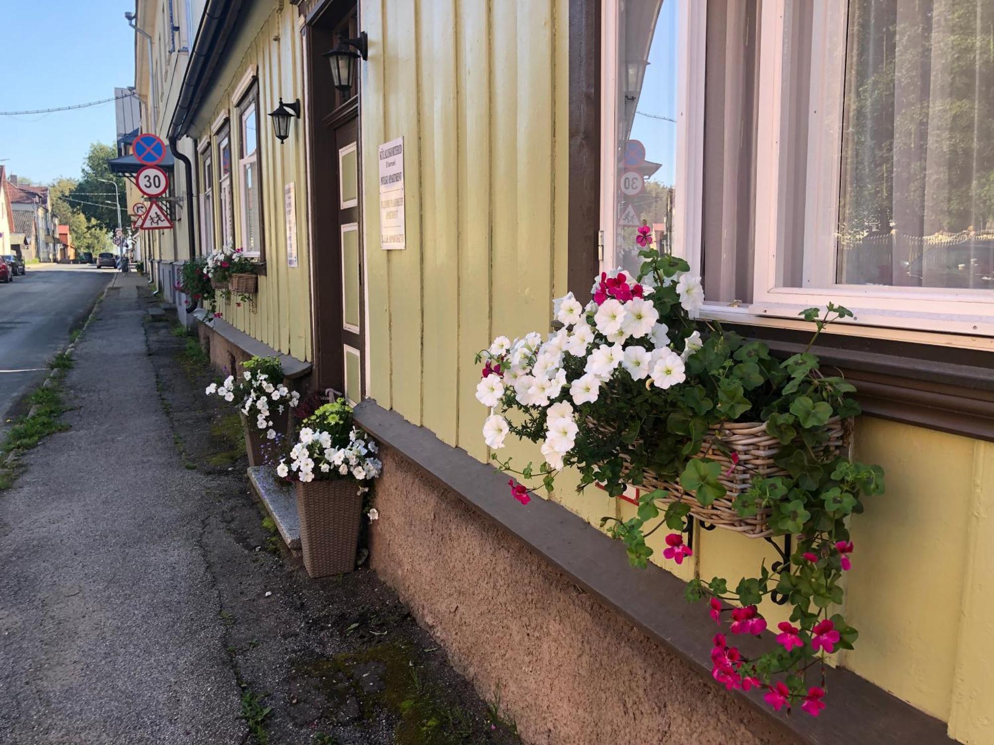 Posti Old Town Apartment Вилянди Екстериор снимка